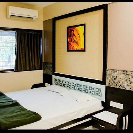 Hotel Oberoi Ahmednagar Exterior foto